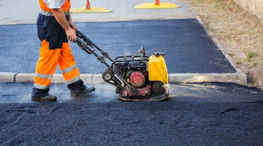 Professional gutter cleaning in Florham Park, NJ